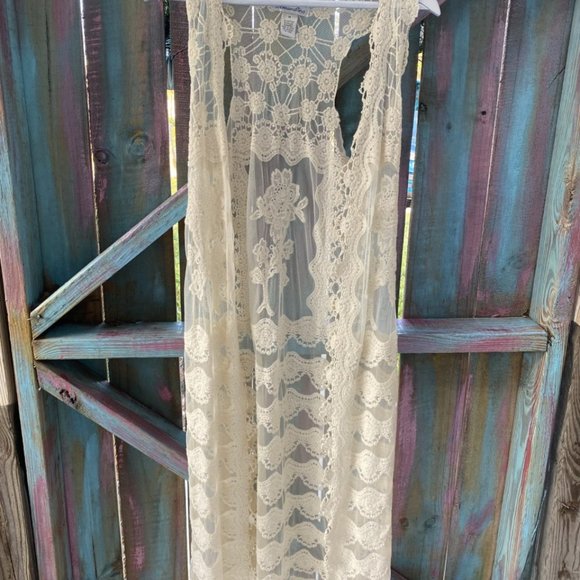 Demanding Embroidered Lace Beige Long Vest Cardigan M . - Picture 13 of 13